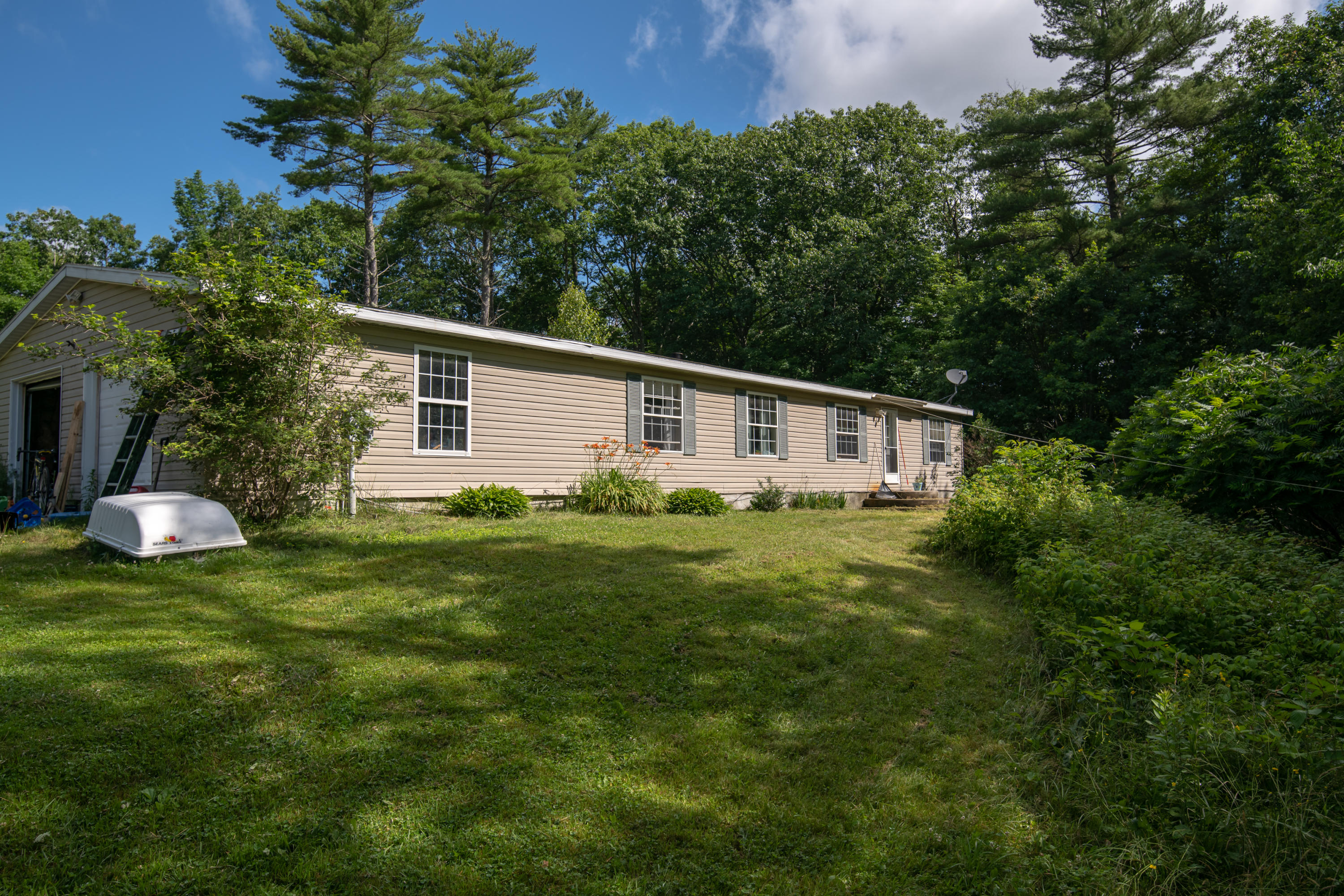 15 Danielle Drive Topsham, ME