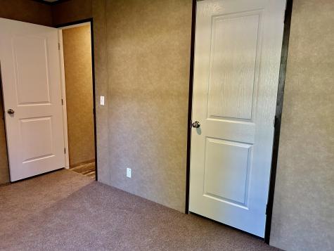 2 Arrowhead Drive Lisbon ME 04250