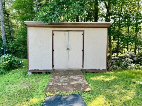 2 Arrowhead Drive Lisbon ME 04250