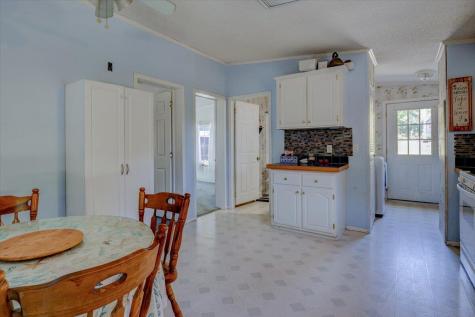 25 Andrew Terrace Limerick ME 04048