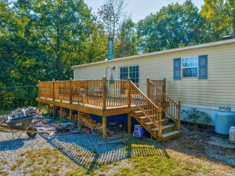 25 Andrew Terrace Limerick ME 04048