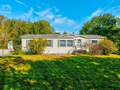 25 Andrew Terrace Limerick ME 04048