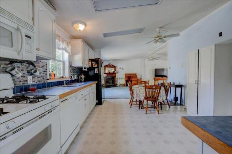 25 Andrew Terrace Limerick ME 04048