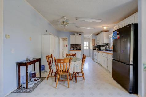 25 Andrew Terrace Limerick ME 04048