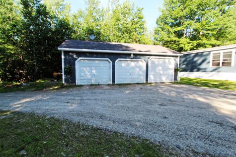 32 Bamberg Lane Oxford ME 04270
