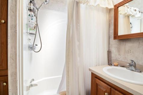 68 Busy Bee Road Naples ME 04055