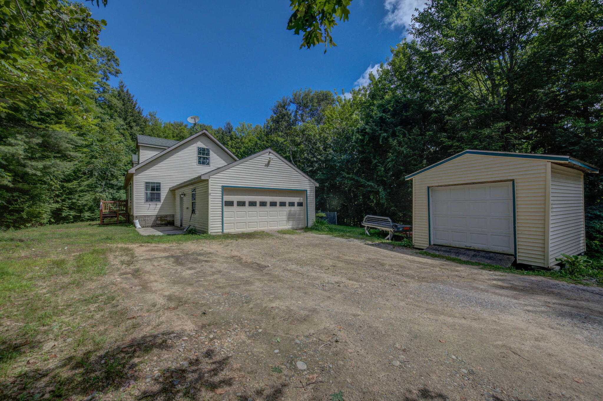 11 Kennedy Drive Norway ME 04268