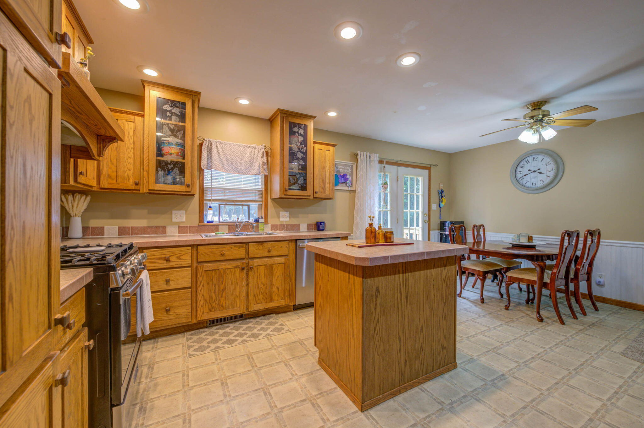 11 Kennedy Drive Norway ME 04268