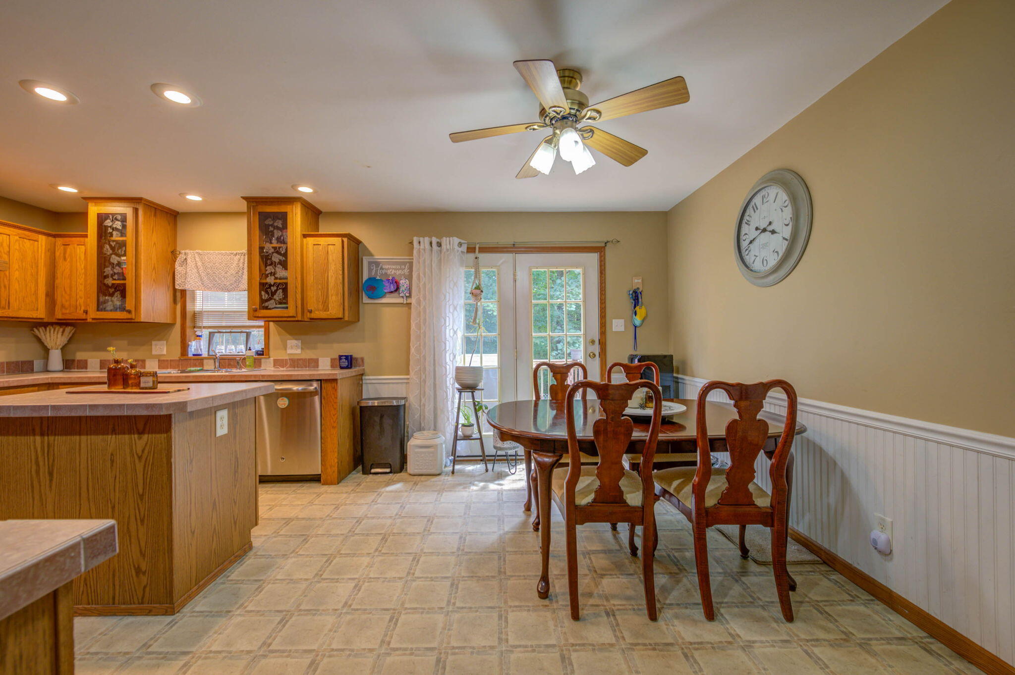 11 Kennedy Drive Norway ME 04268