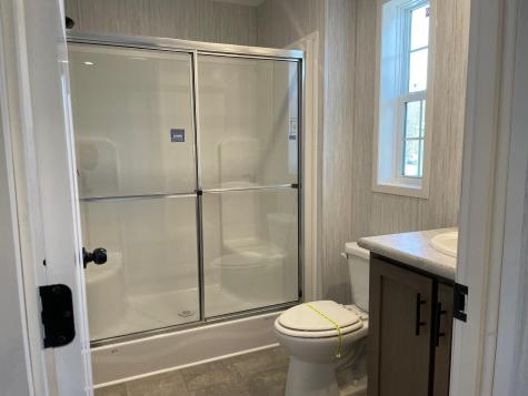 17 Macleod Lane Belfast ME 04915