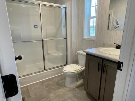 17 Macleod Lane Belfast ME 04915