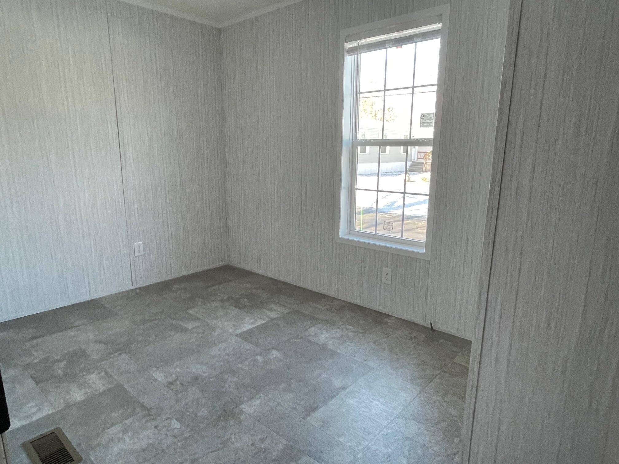 17 Macleod Lane Belfast ME 04915