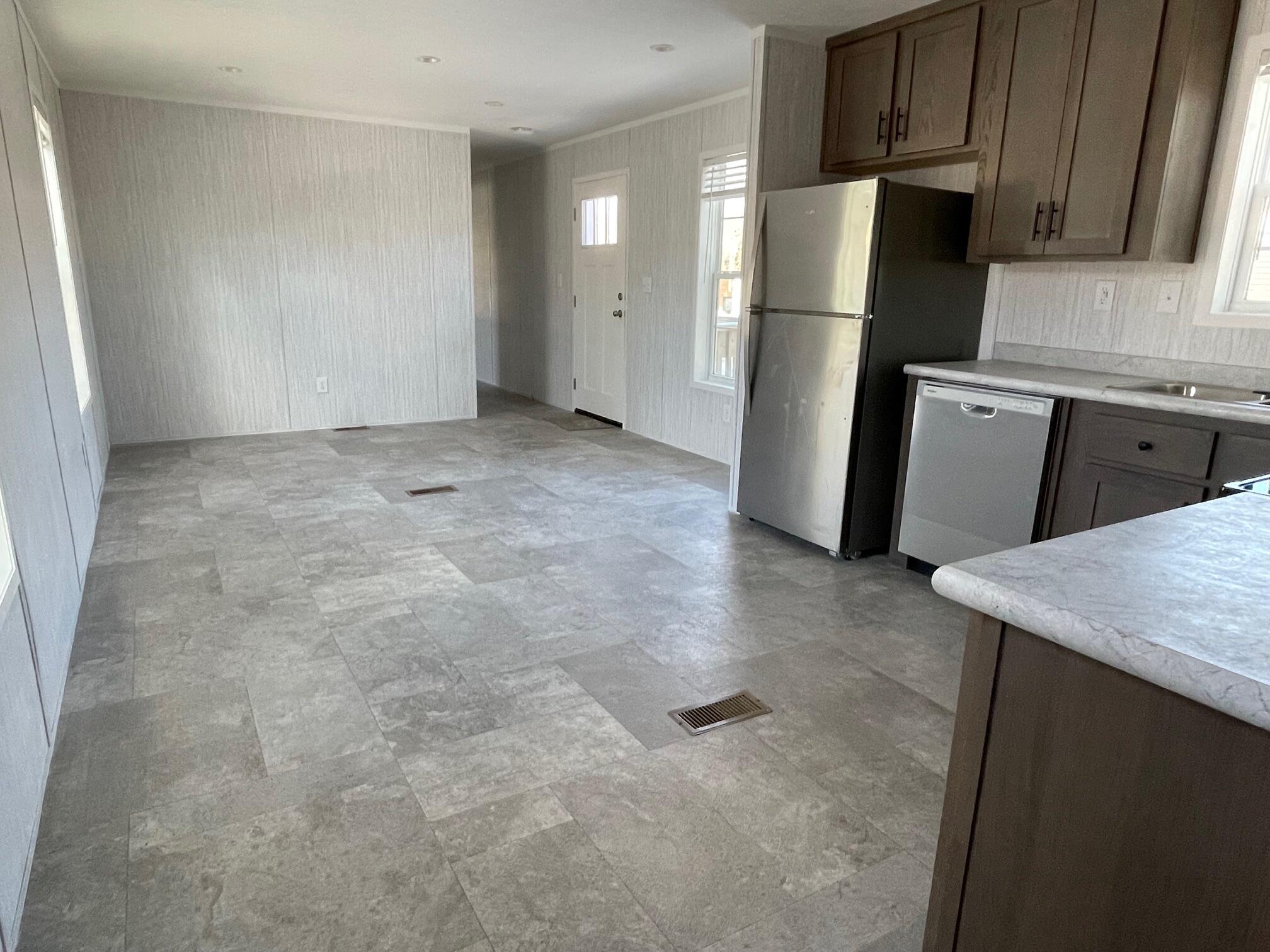 17 Macleod Lane Belfast ME 04915