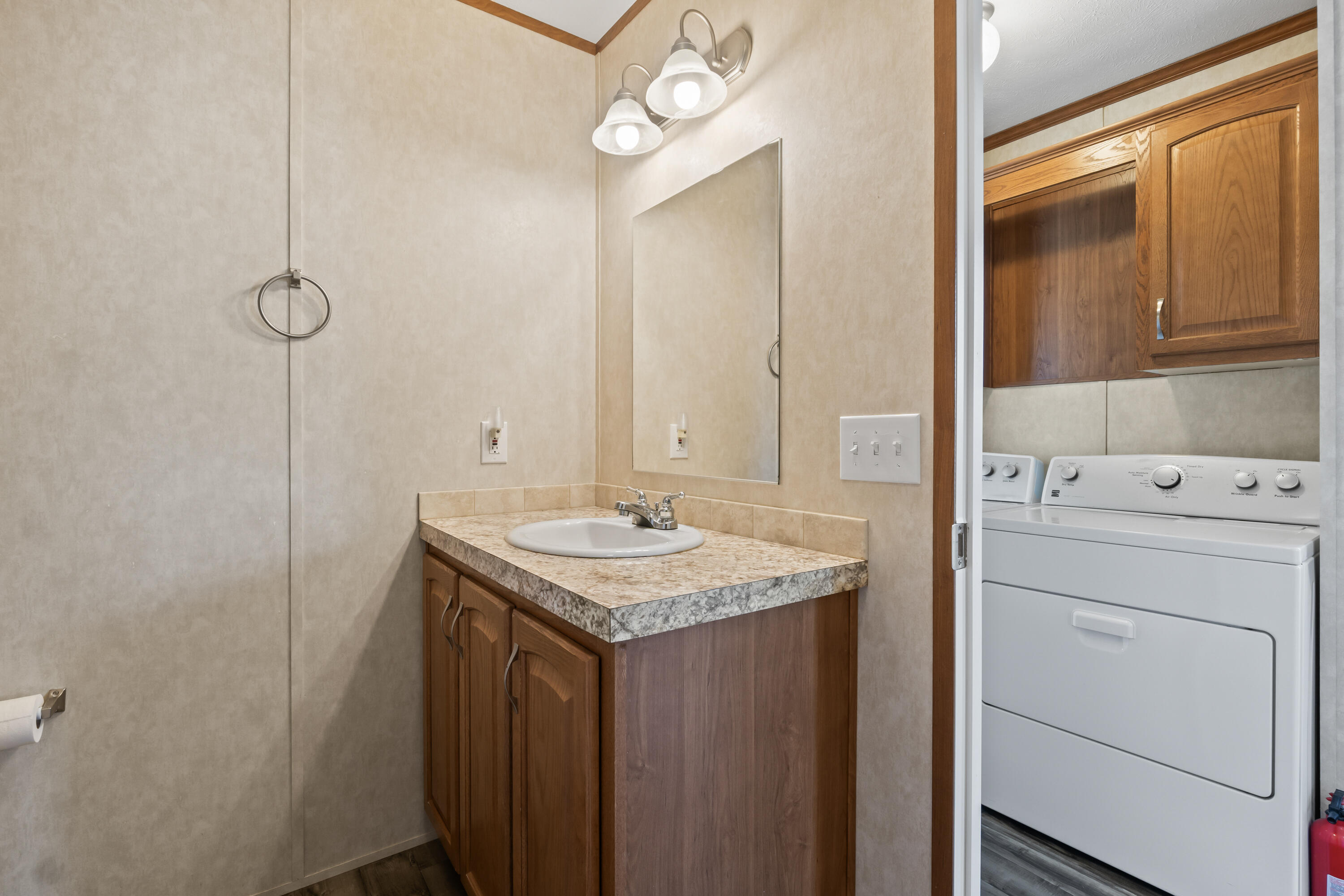 20 Elwell Lane Brunswick ME 04011