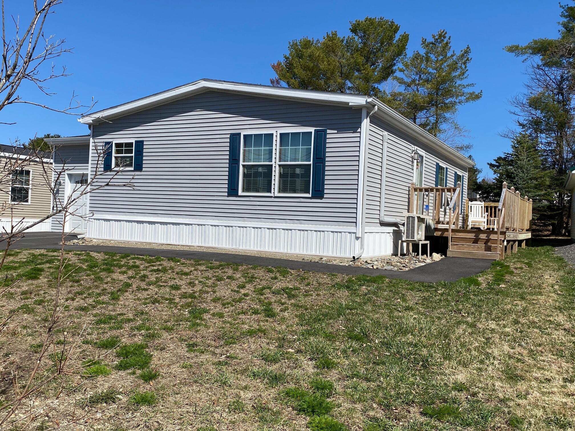 8 E Street Bangor ME 04401