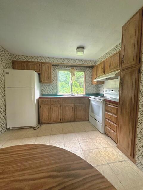 348 Garfield Road Minot ME 04258