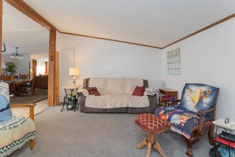 325 Us Route 2 W Wilton ME 04294