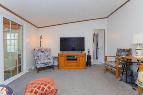 325 Us Route 2 W Wilton ME 04294