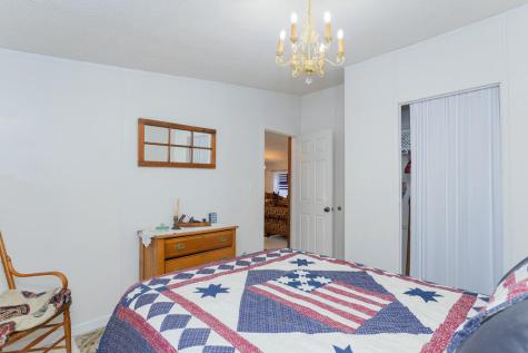 325 Us Route 2 W Wilton ME 04294