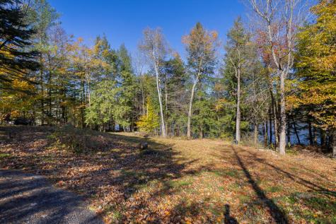 325 Us Route 2 W Wilton ME 04294