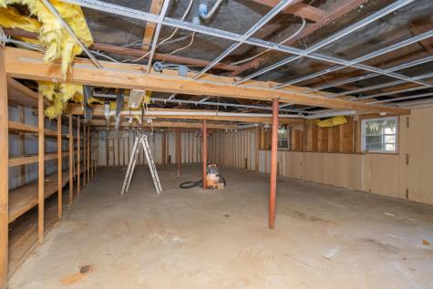 325 Us Route 2 W Wilton ME 04294