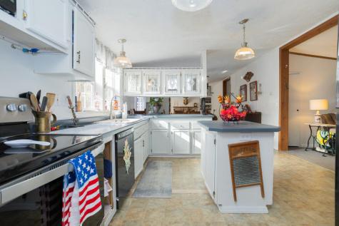 325 Us Route 2 W Wilton ME 04294