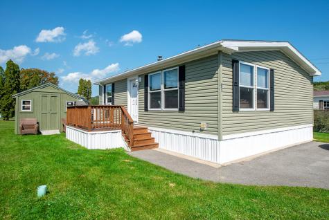 91 Blackberry Place Kittery ME 03904