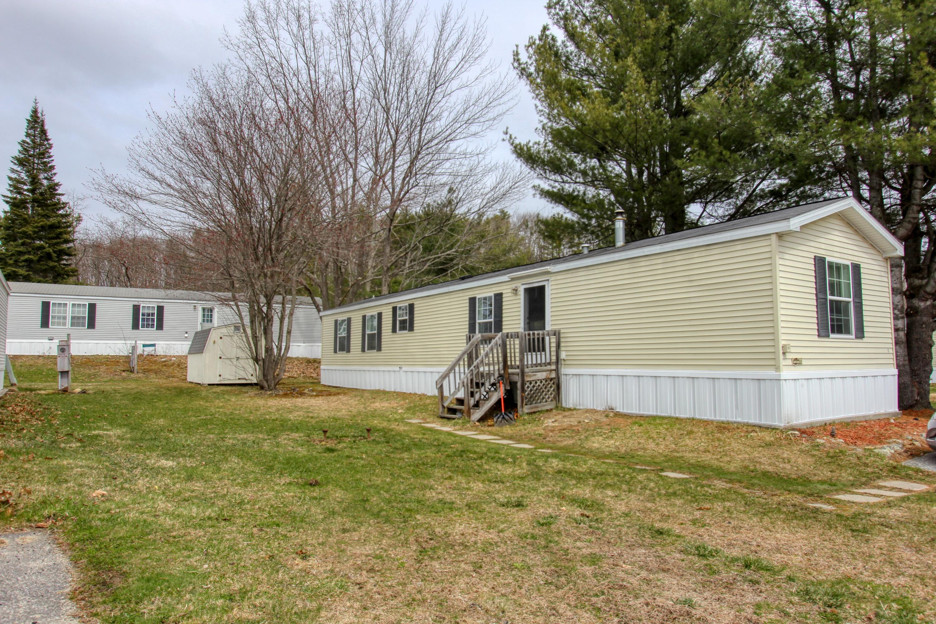 4 Pinetree Lane Lewiston ME 04240