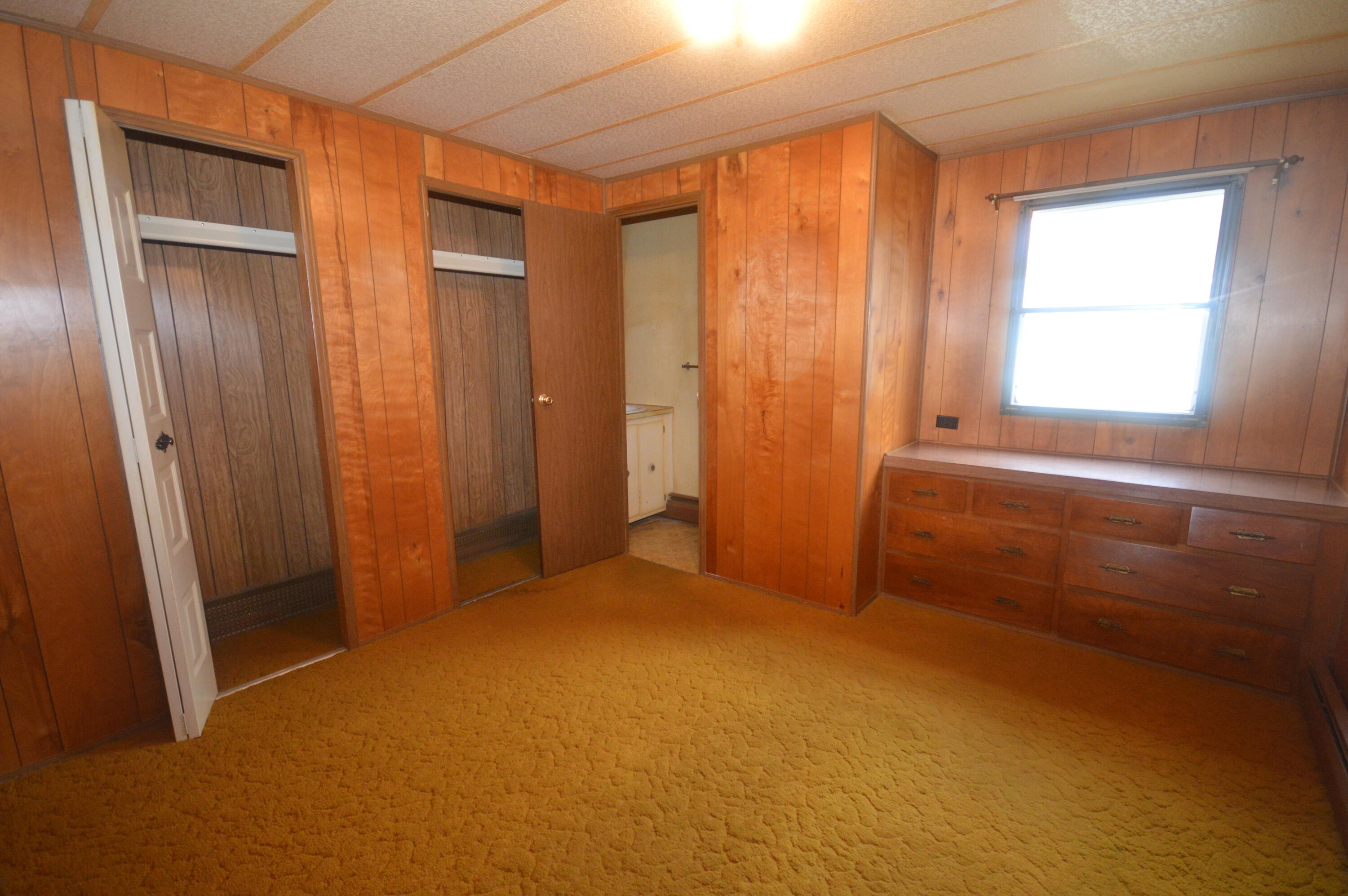 52 Shadow Lane Holden ME 04429