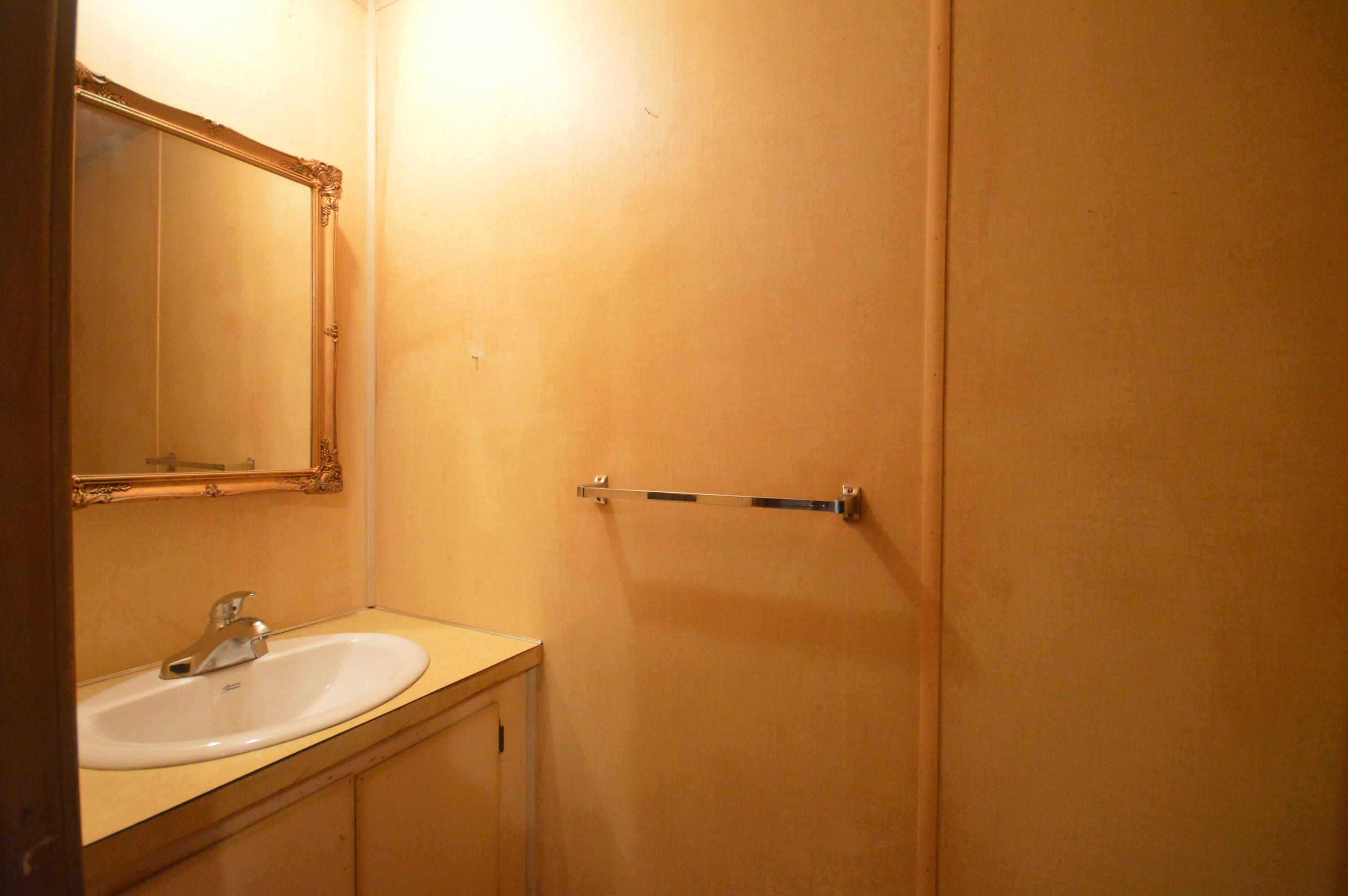 52 Shadow Lane Holden ME 04429