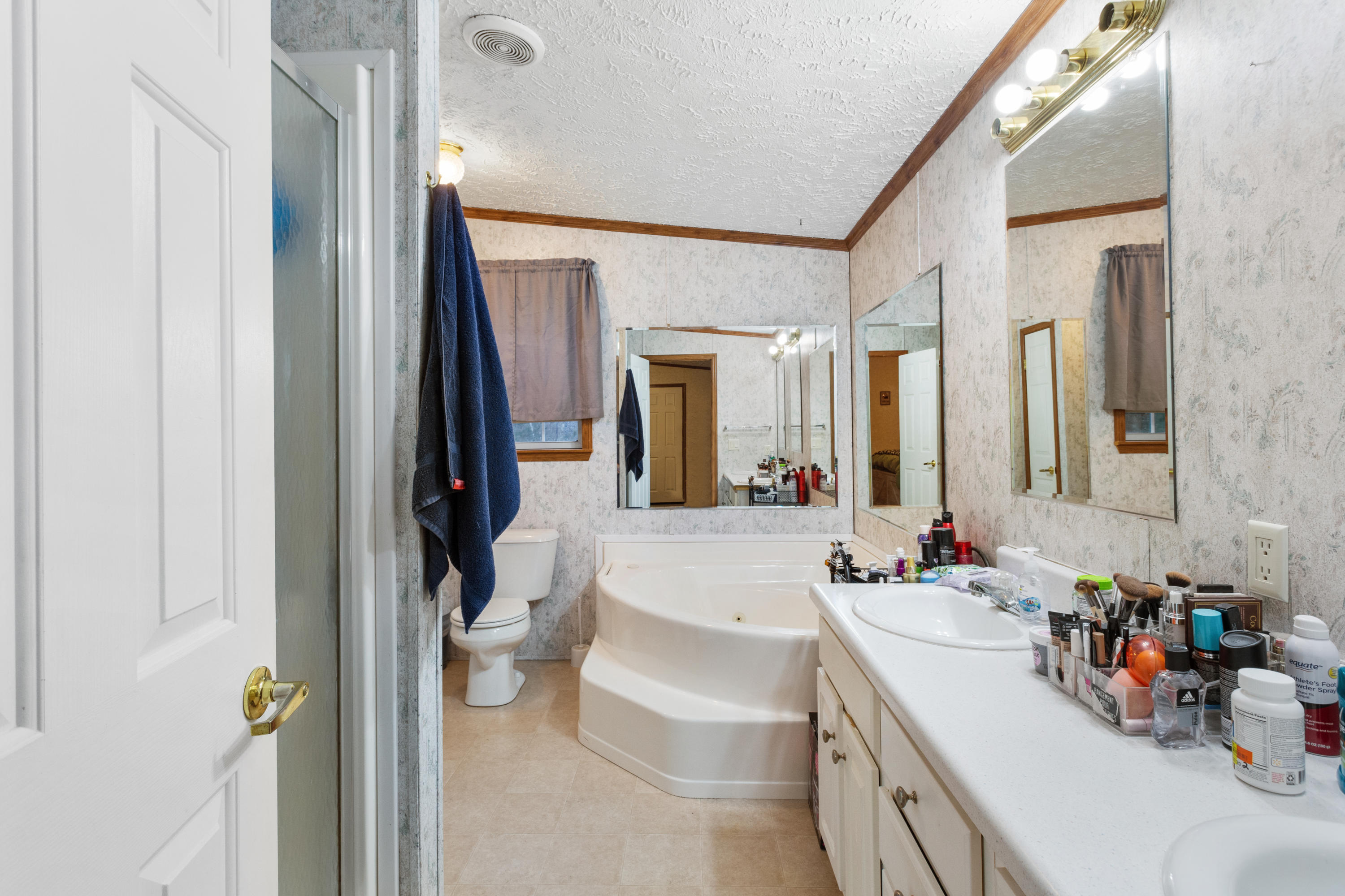 25 Stevens Lane Blue Hill ME 04614