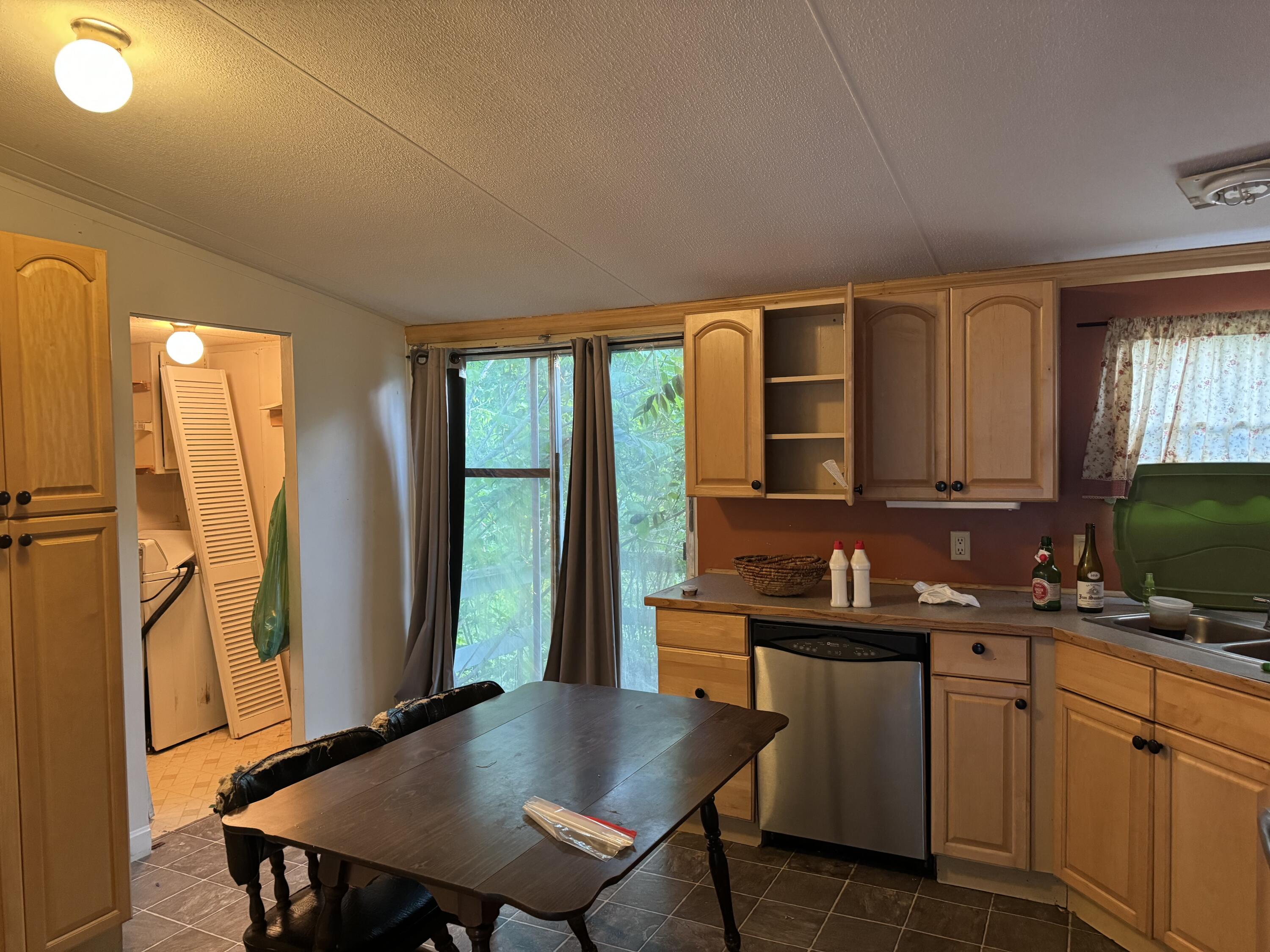 10 Barrows Drive Topsham ME 04086