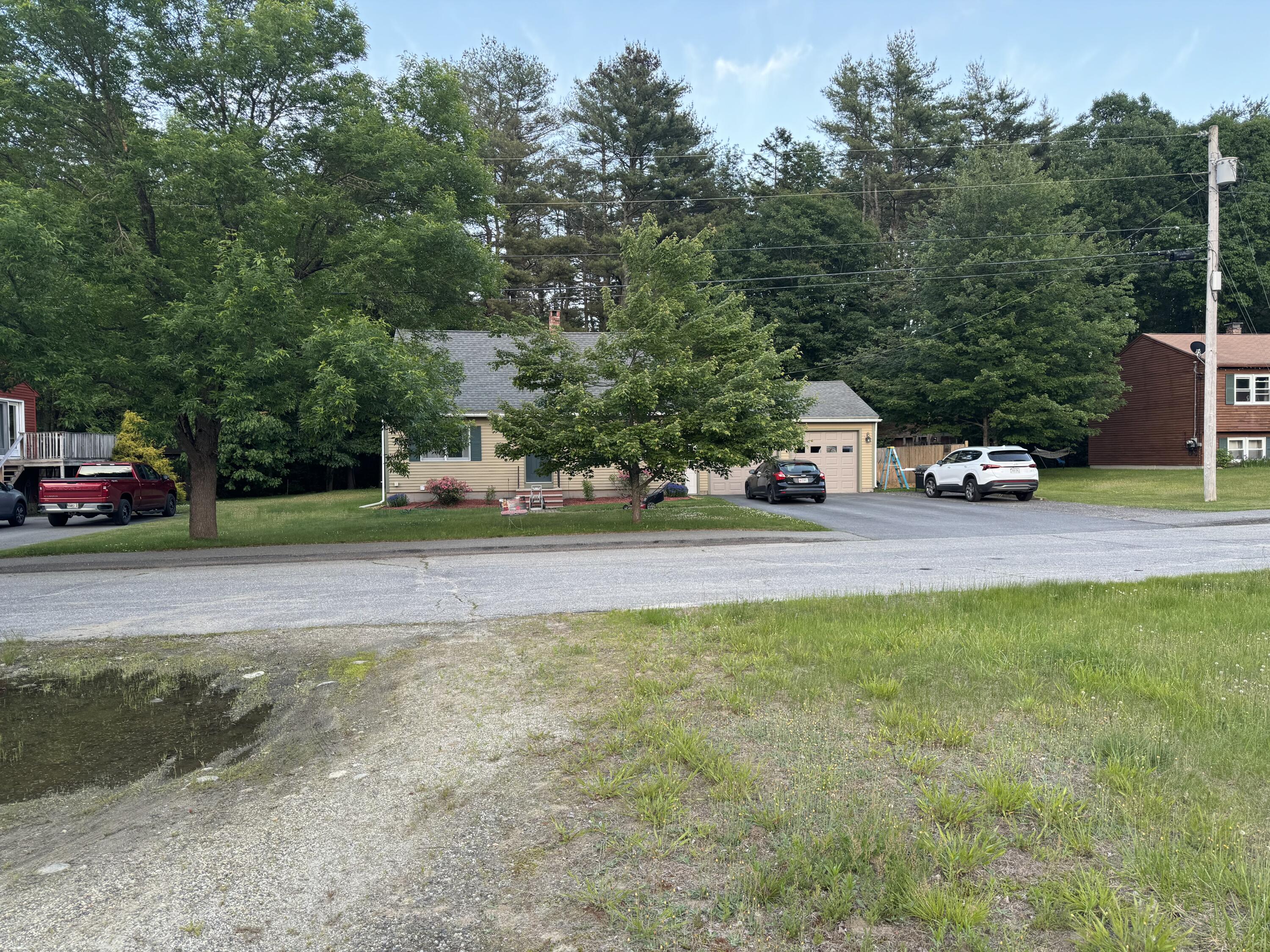 10 Barrows Drive Topsham ME 04086