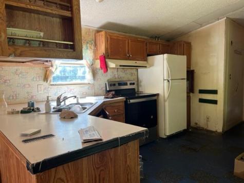 564 Bisbee Town Road Waterford ME 04088