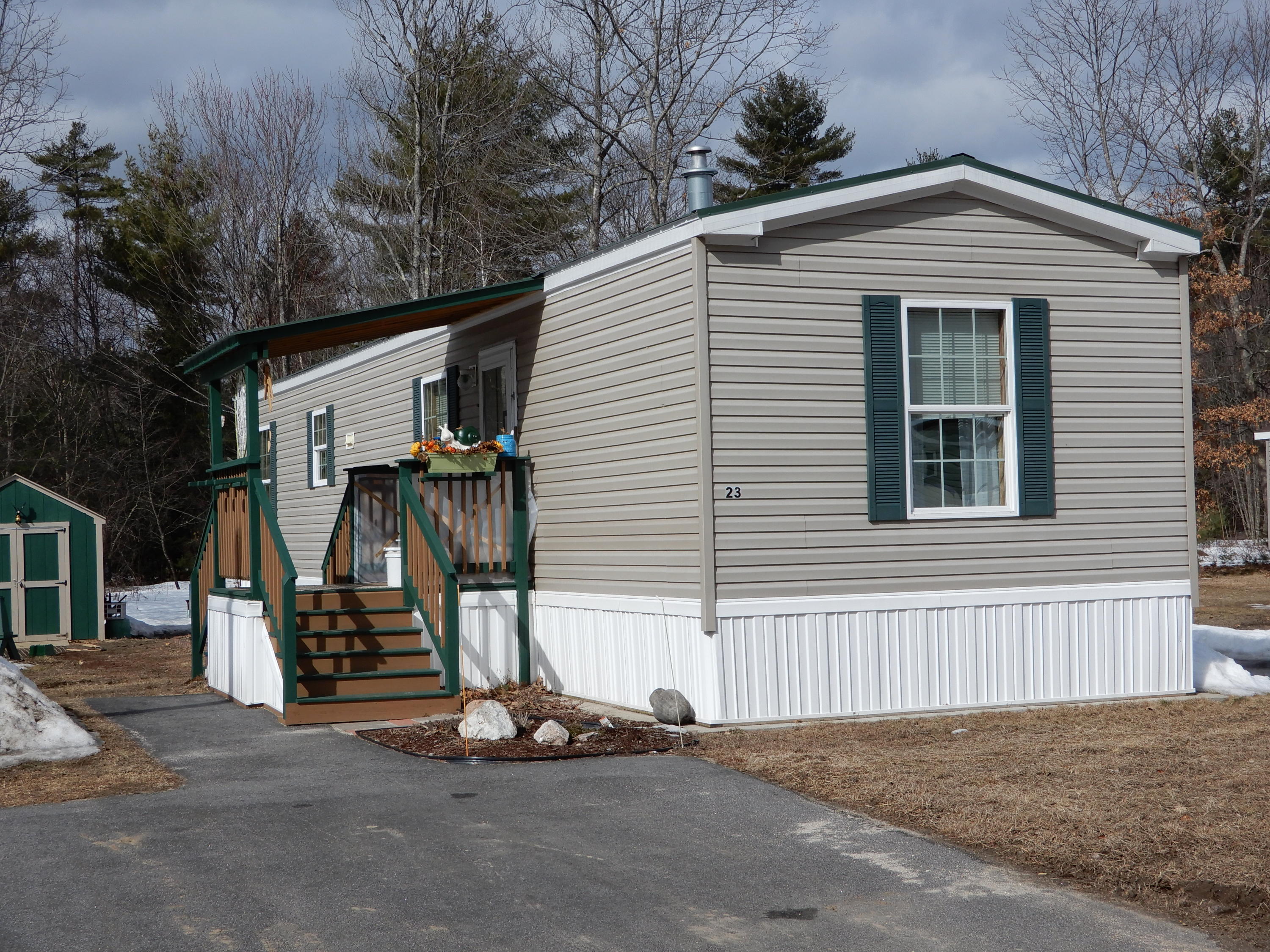23 Deer Hill Avenue Standish ME 04084