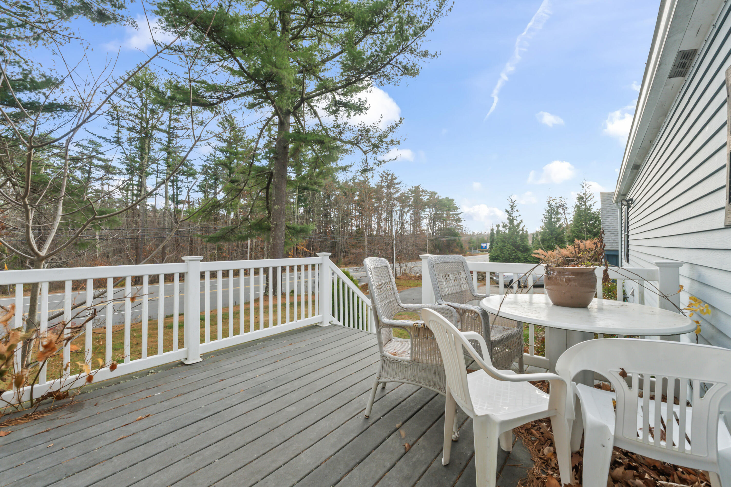 1106 Us Route 1 York ME 03909