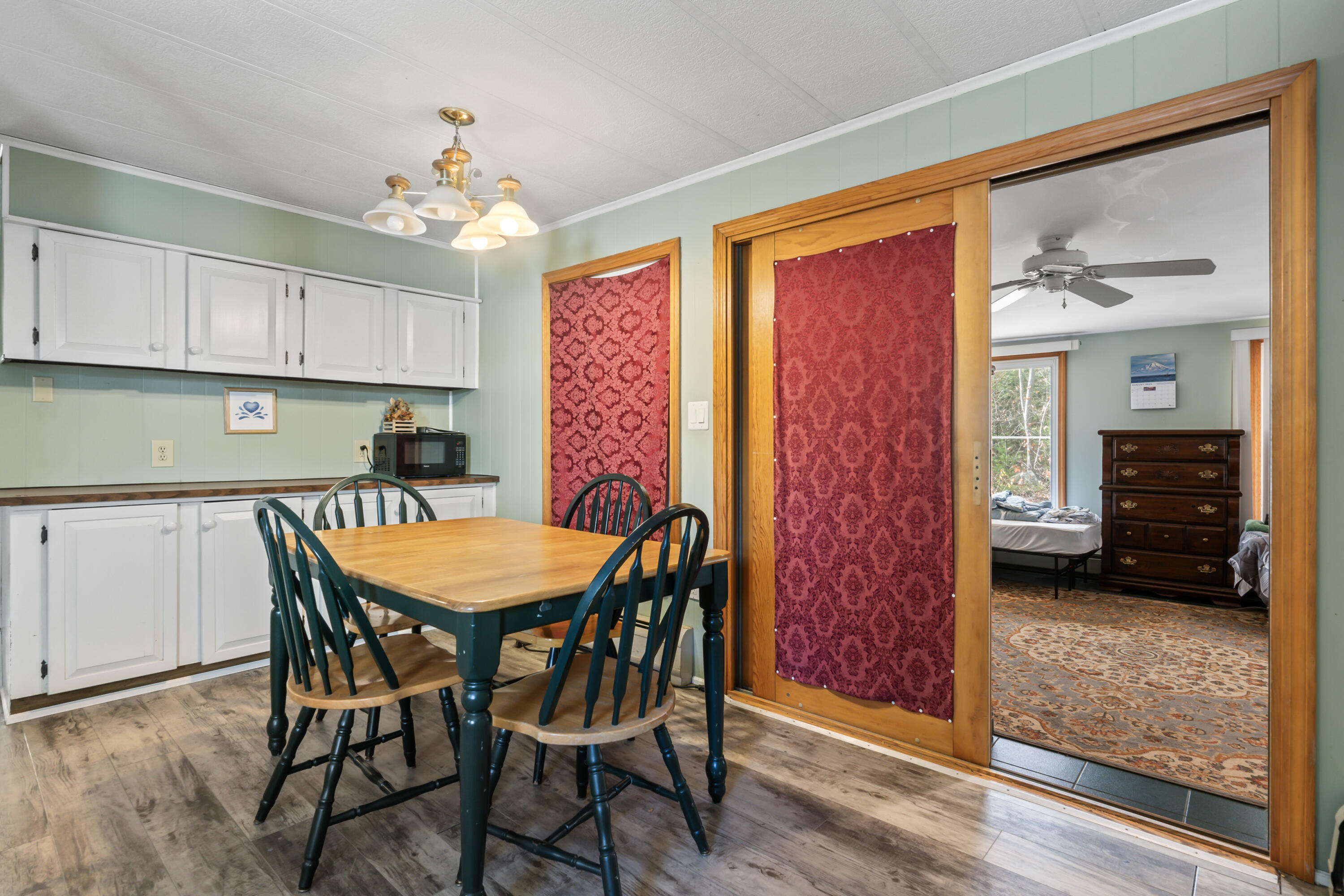 1106 Us Route 1 York ME 03909