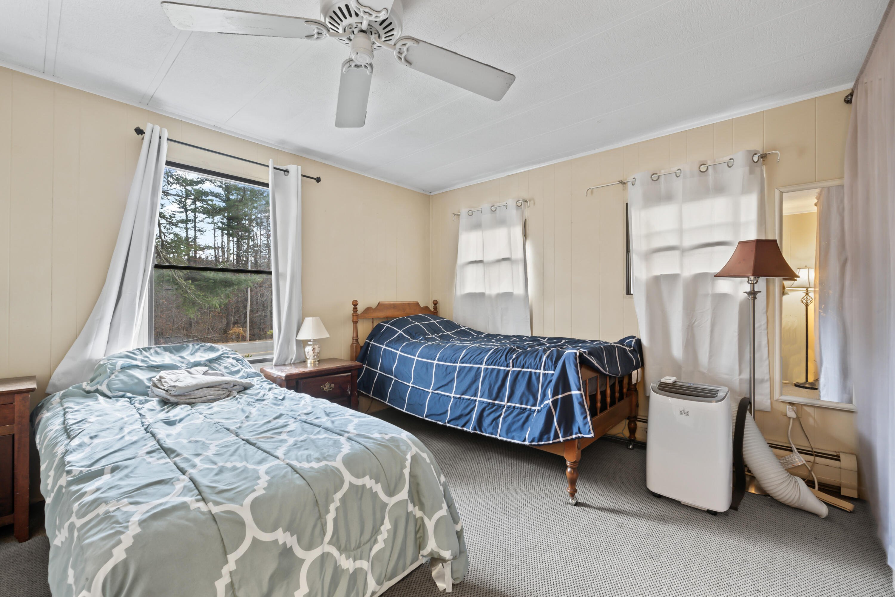 1106 Us Route 1 York ME 03909