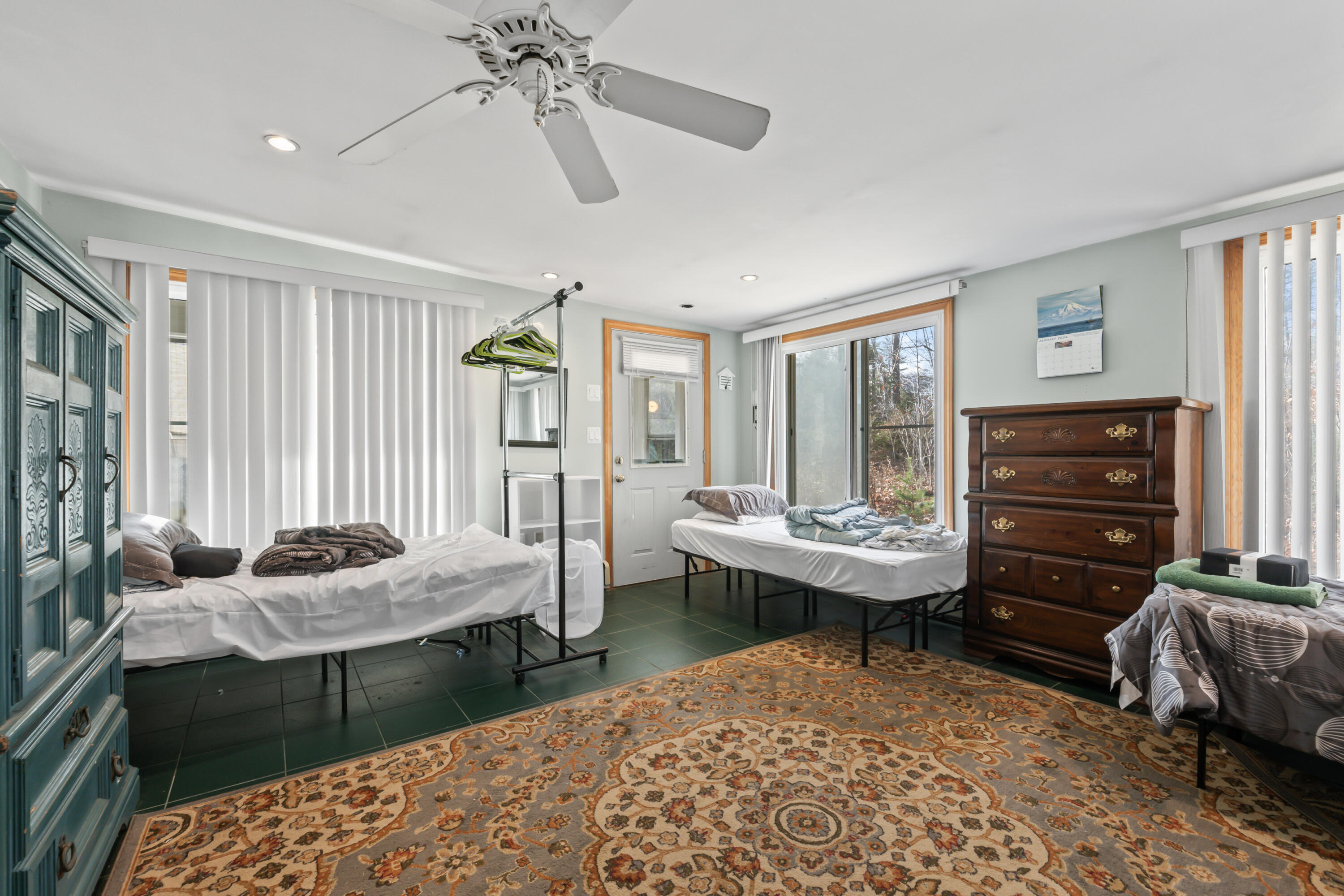 1106 Us Route 1 York ME 03909