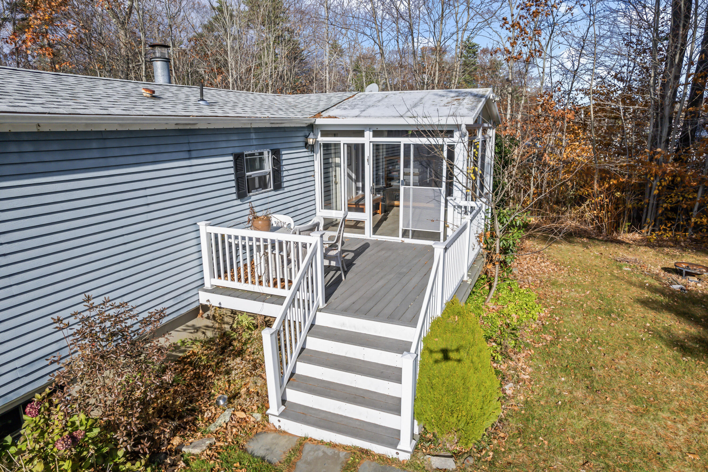 1106 Us Route 1 York ME 03909