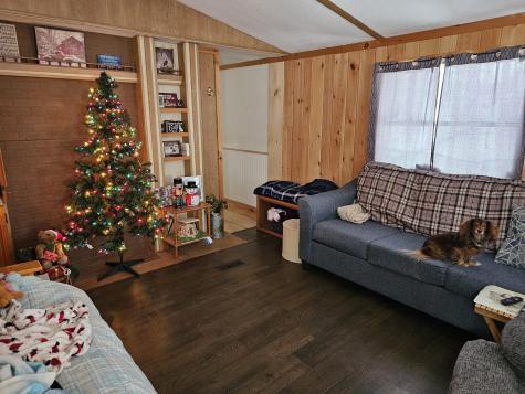 777 Pleasant Street Blue Hill ME 04614