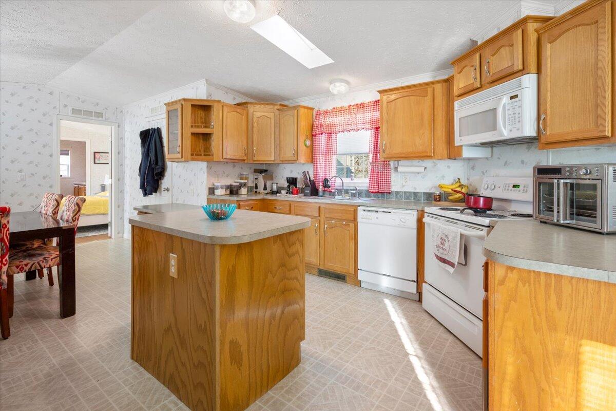 14 Fox Run Drive Lewiston ME 04240