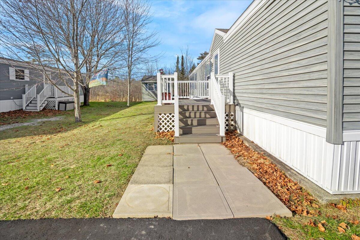 14 Fox Run Drive Lewiston ME 04240