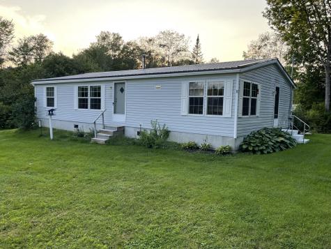 8 Townsend Brook Lane Whitefield ME 04353