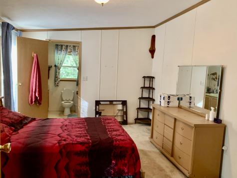 272 Pleasant Street Oxford ME 04270