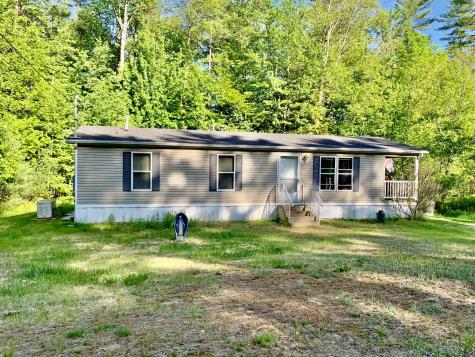 272 Pleasant Street Oxford ME 04270
