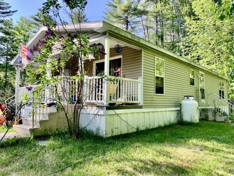 272 Pleasant Street Oxford ME 04270