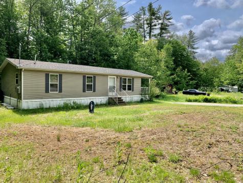 272 Pleasant Street Oxford ME 04270