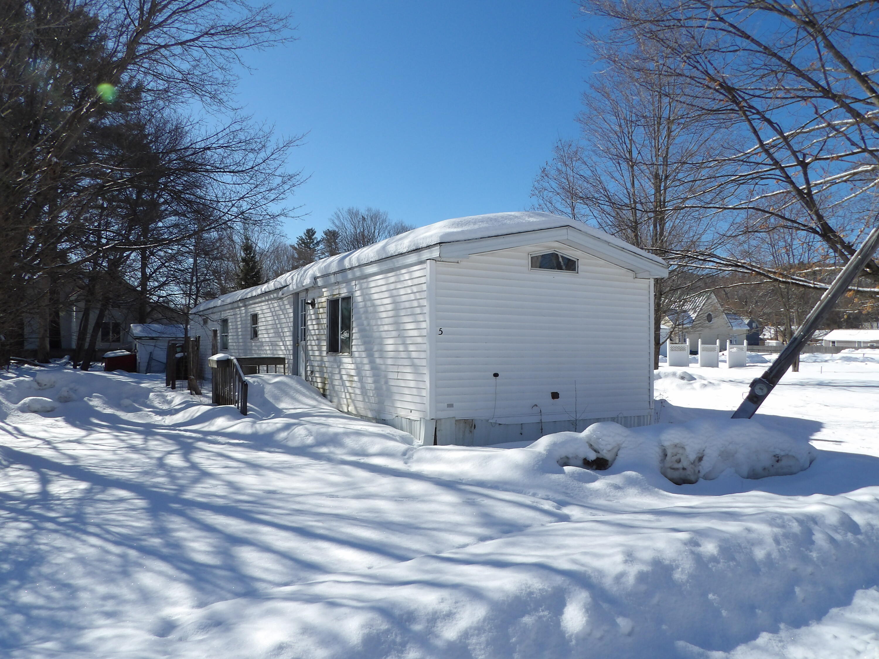 5 James Street Bingham ME 04920