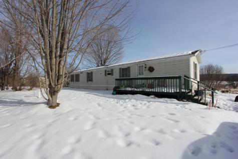 208 Eastman Lane Auburn ME 04210